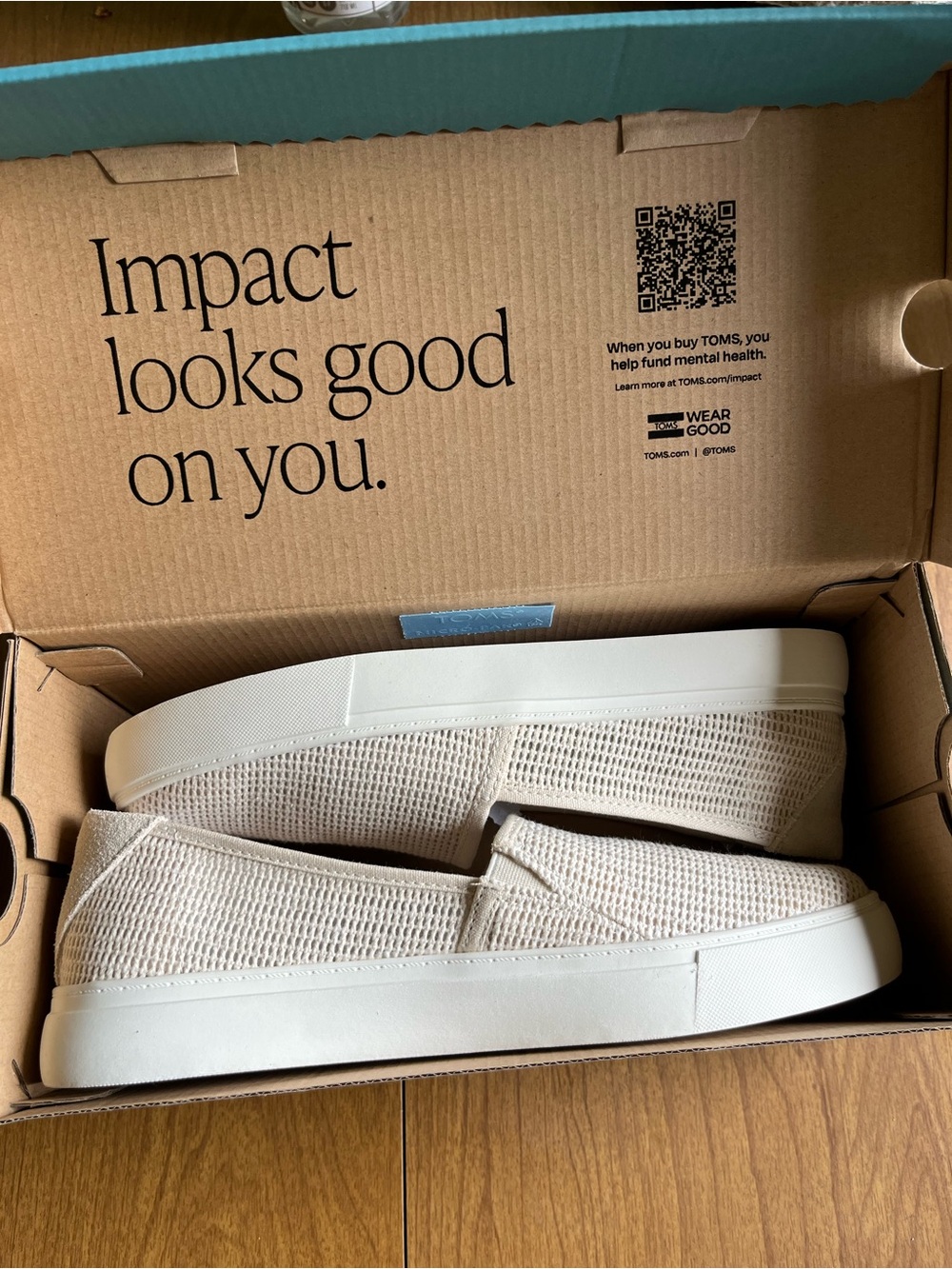 TOMS Women's Beige Knit Slip-On Sneakers NWT